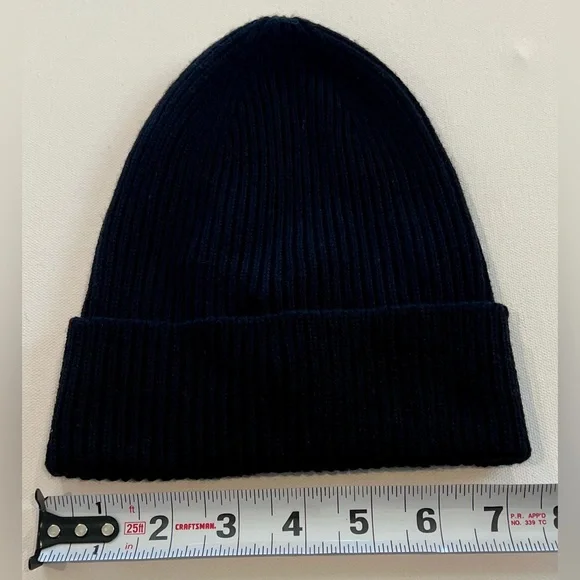 Moncler NWT Black Ribbed Beanie - Picture 2 of 5